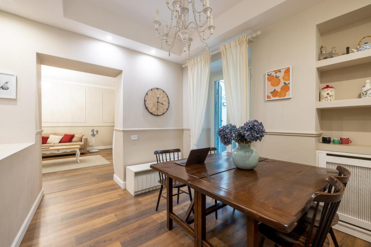 Charming Apartment With Patio A Few Steps From Colosseum Luaran gambar