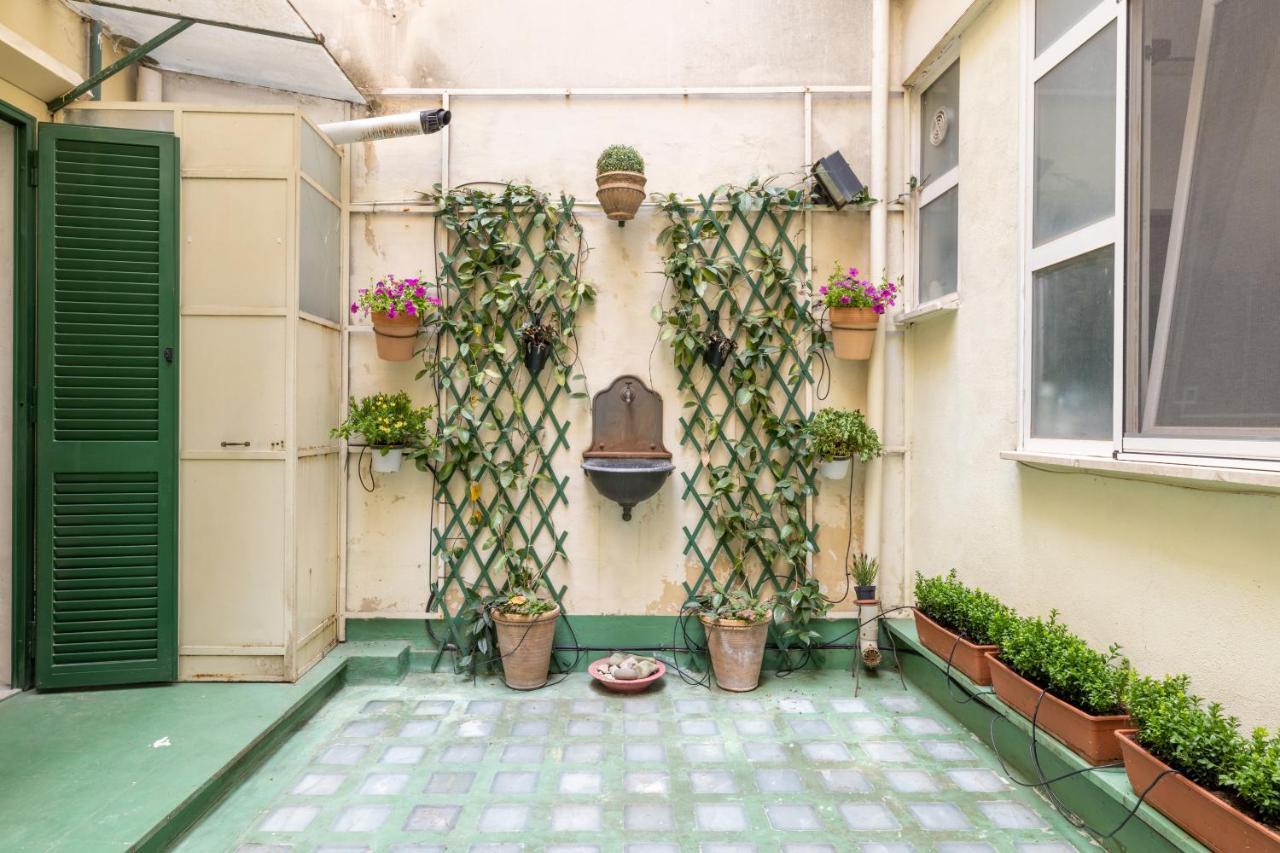 Charming Apartment With Patio A Few Steps From Colosseum Luaran gambar
