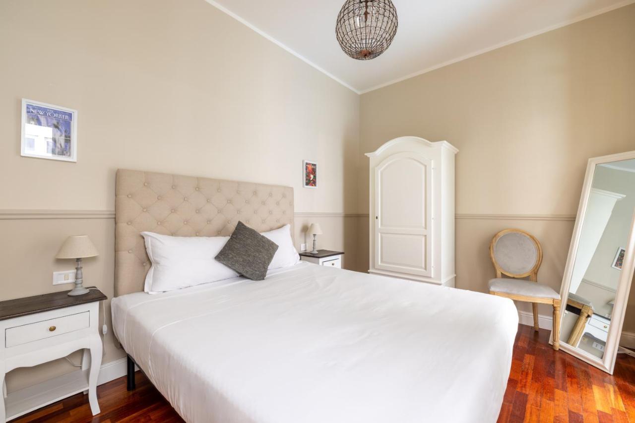Charming Apartment With Patio A Few Steps From Colosseum Luaran gambar